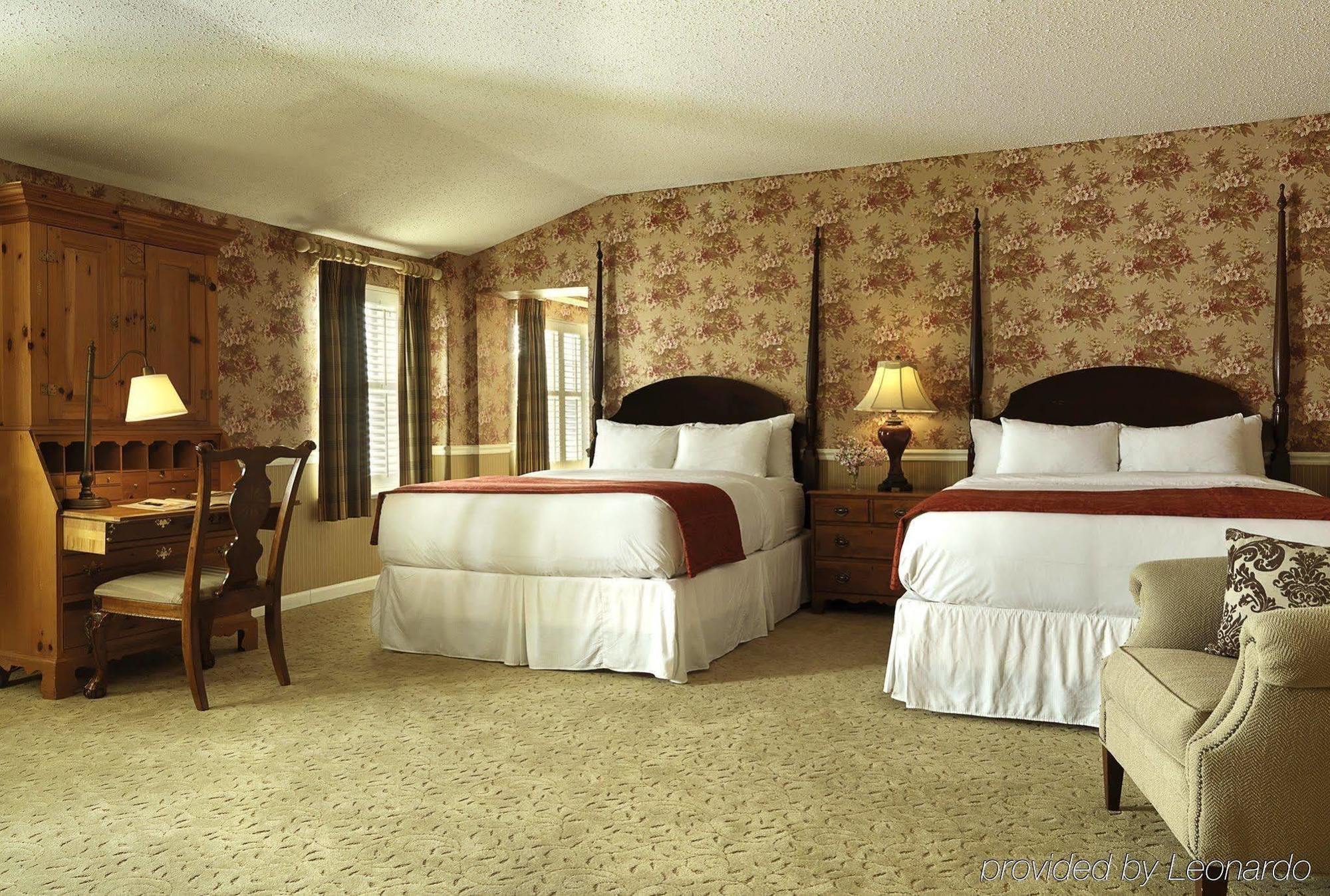 Seven Gables Inn, St Louis West, A Tribute Portfolio Hotel Clayton Habitación foto